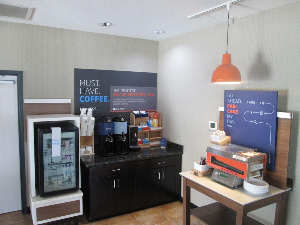 Holiday Inn Express & Suites Arkadelphia - Caddo Valley By Ihg Esterno foto