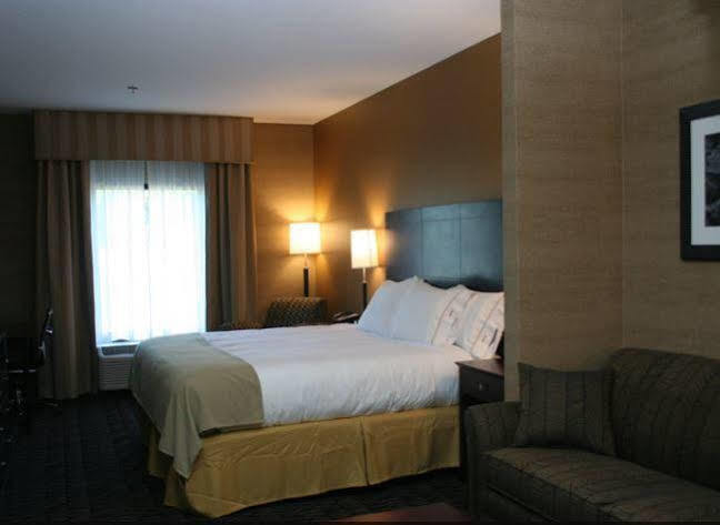 Holiday Inn Express & Suites Arkadelphia - Caddo Valley By Ihg Esterno foto